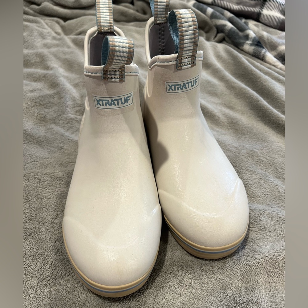 Womens xtratuf deck boot